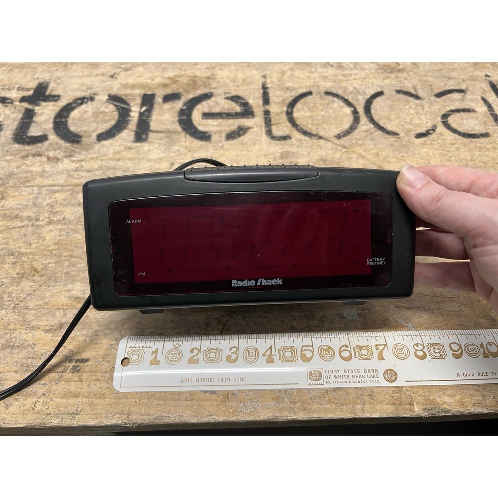 Vintage Radio Shack Digital Red LED Alarm Clock 63-796 Large Display